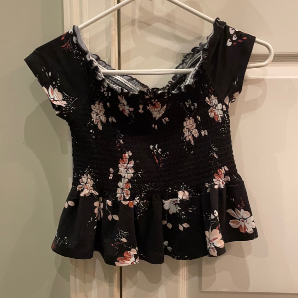Aeropostale off the shoulder Crop top